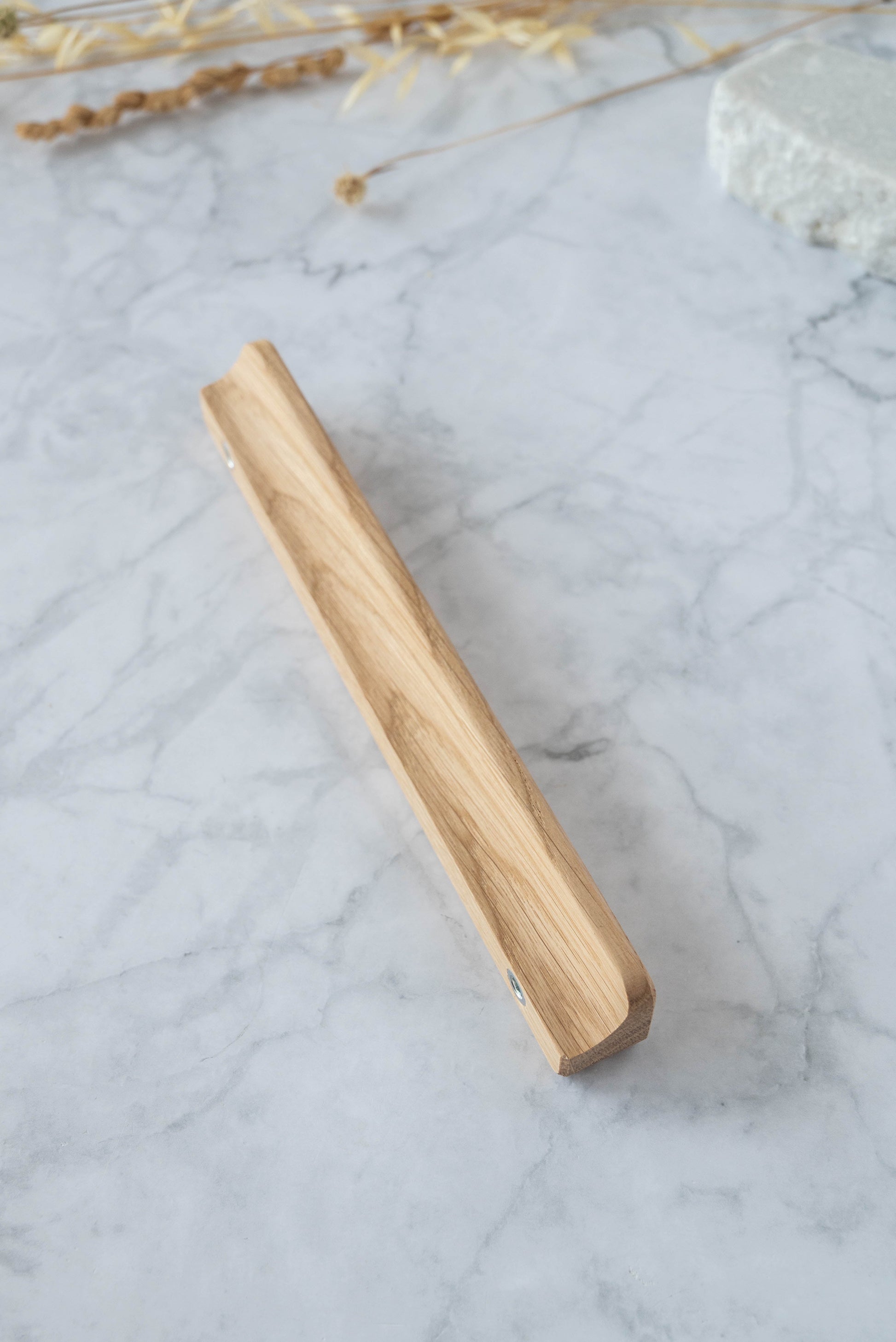 Poignée de meuble en bois massif, design scandinave en chêne