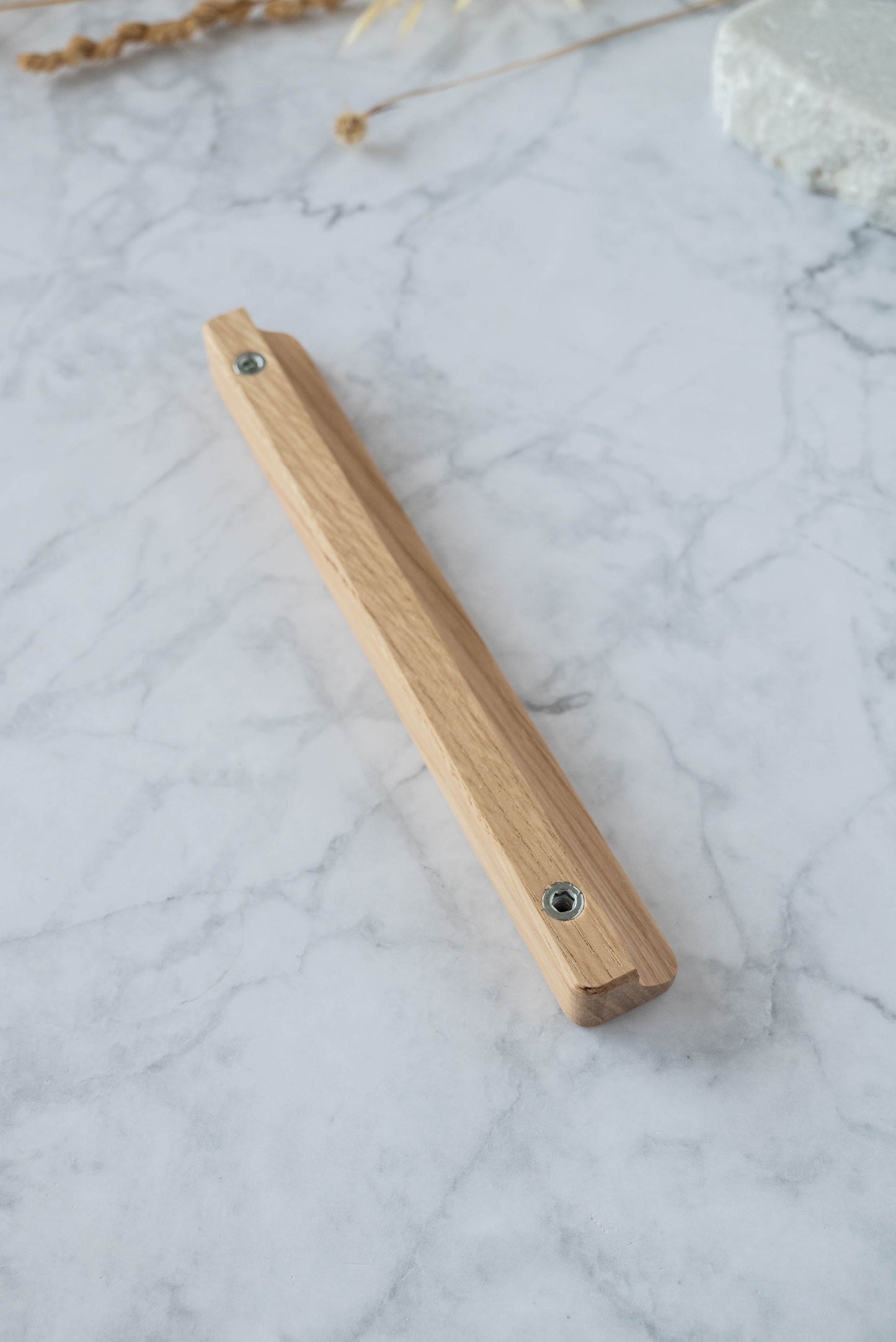 Poignée en bois de chêne massif écologique, pour meubles durables et esthétiques