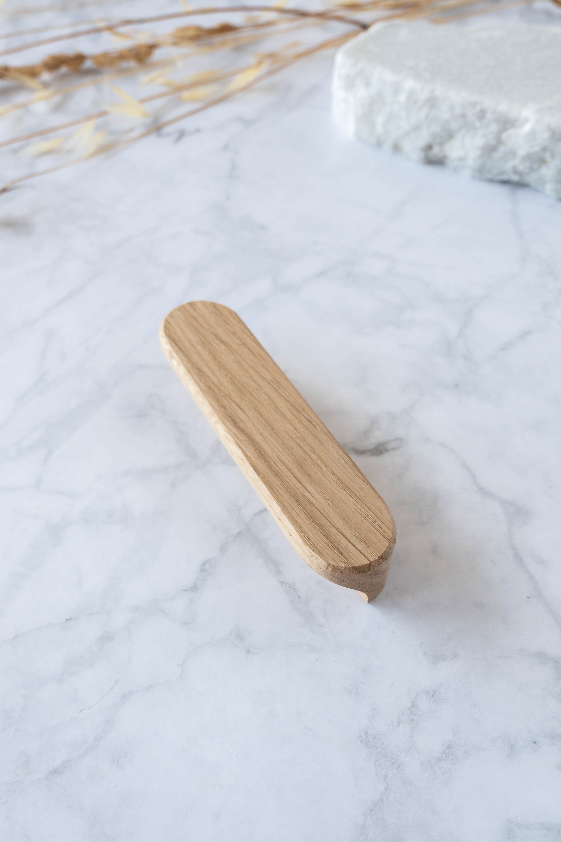 Poignée en bois de chêne massif écologique, pour meubles durables et esthétiques