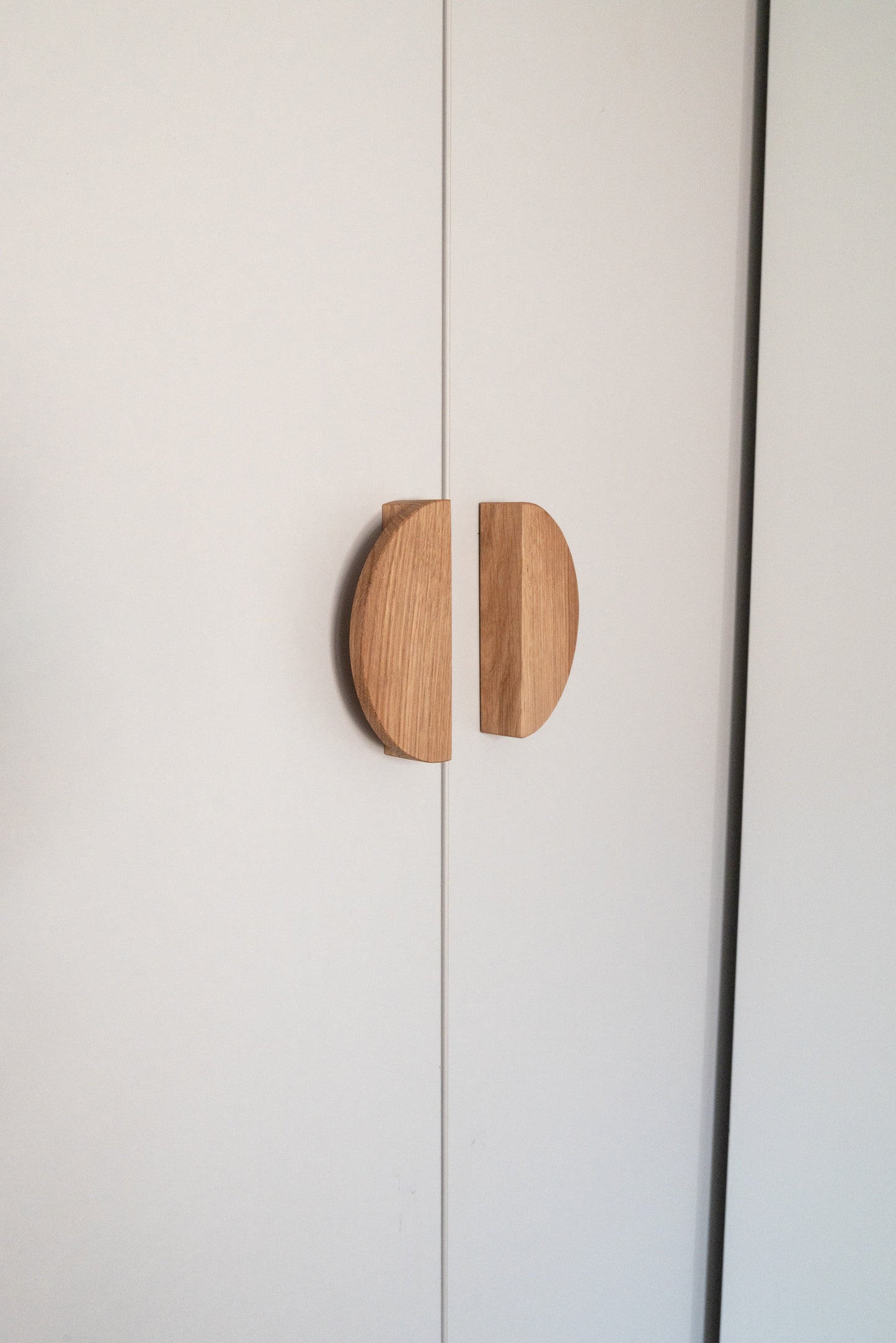 Poignée en bois de chêne massif, ronde et écologique, pour une décoration durable