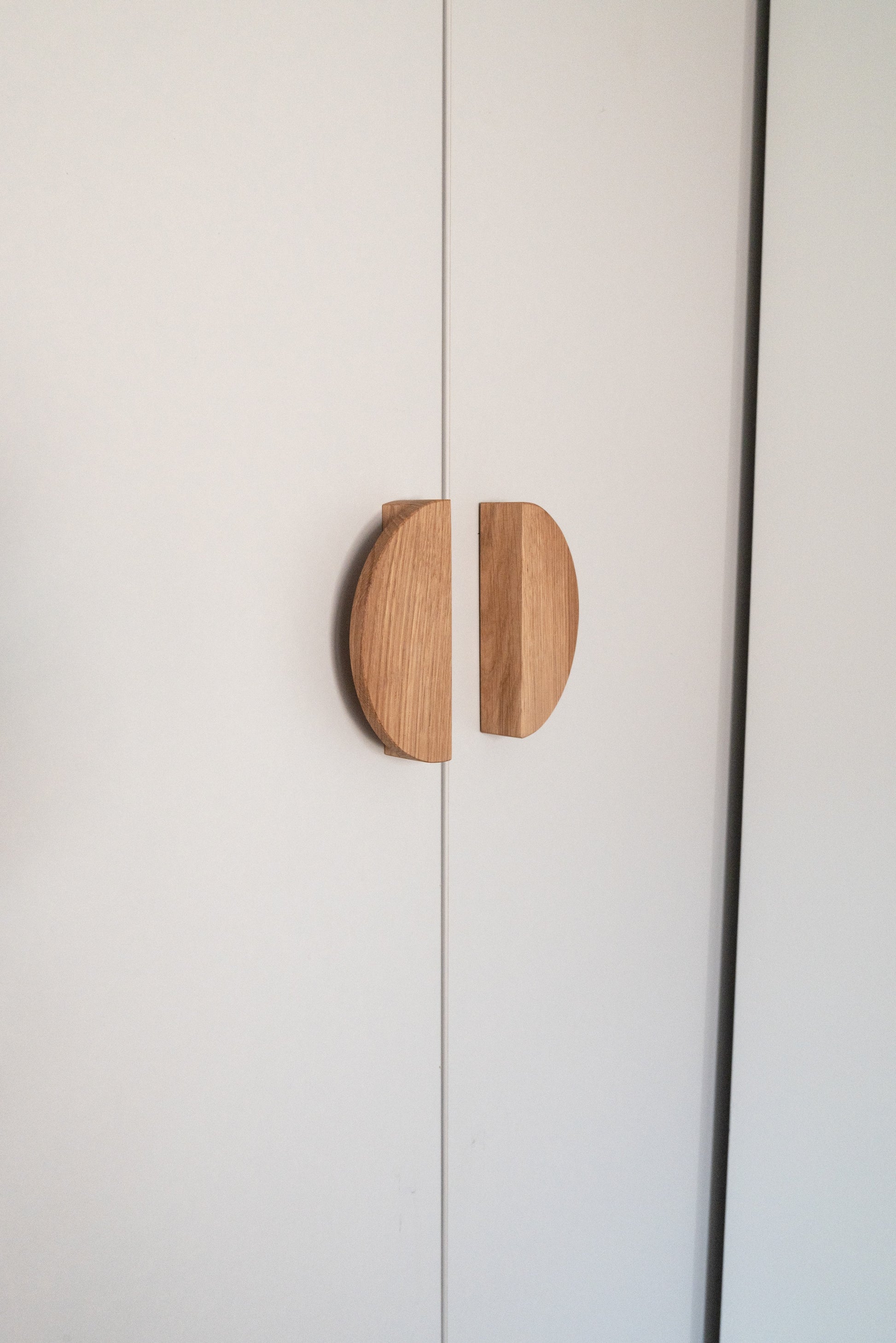 Poignée en bois de chêne massif, ronde et écologique, pour une décoration durable